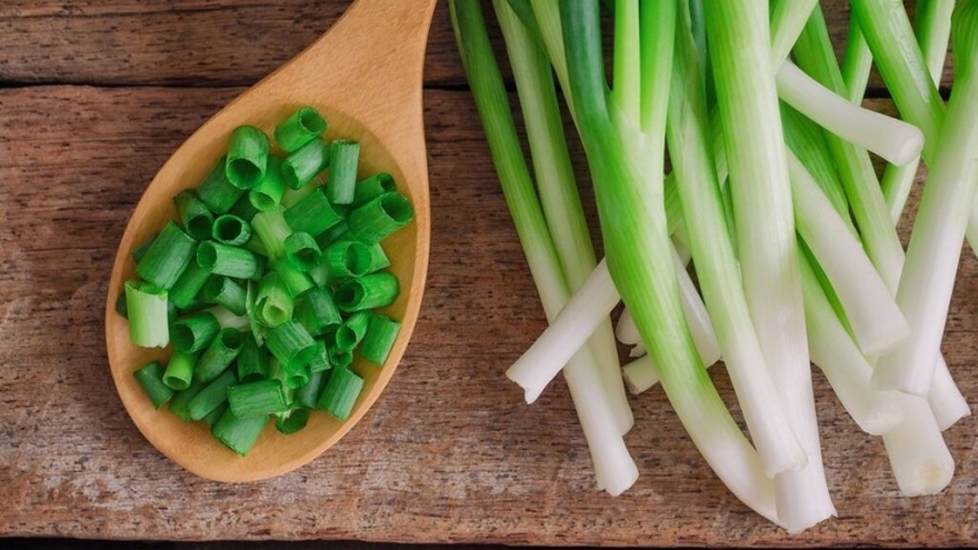 Tin vui bất ngờ với người thường xuyên ăn hành lá