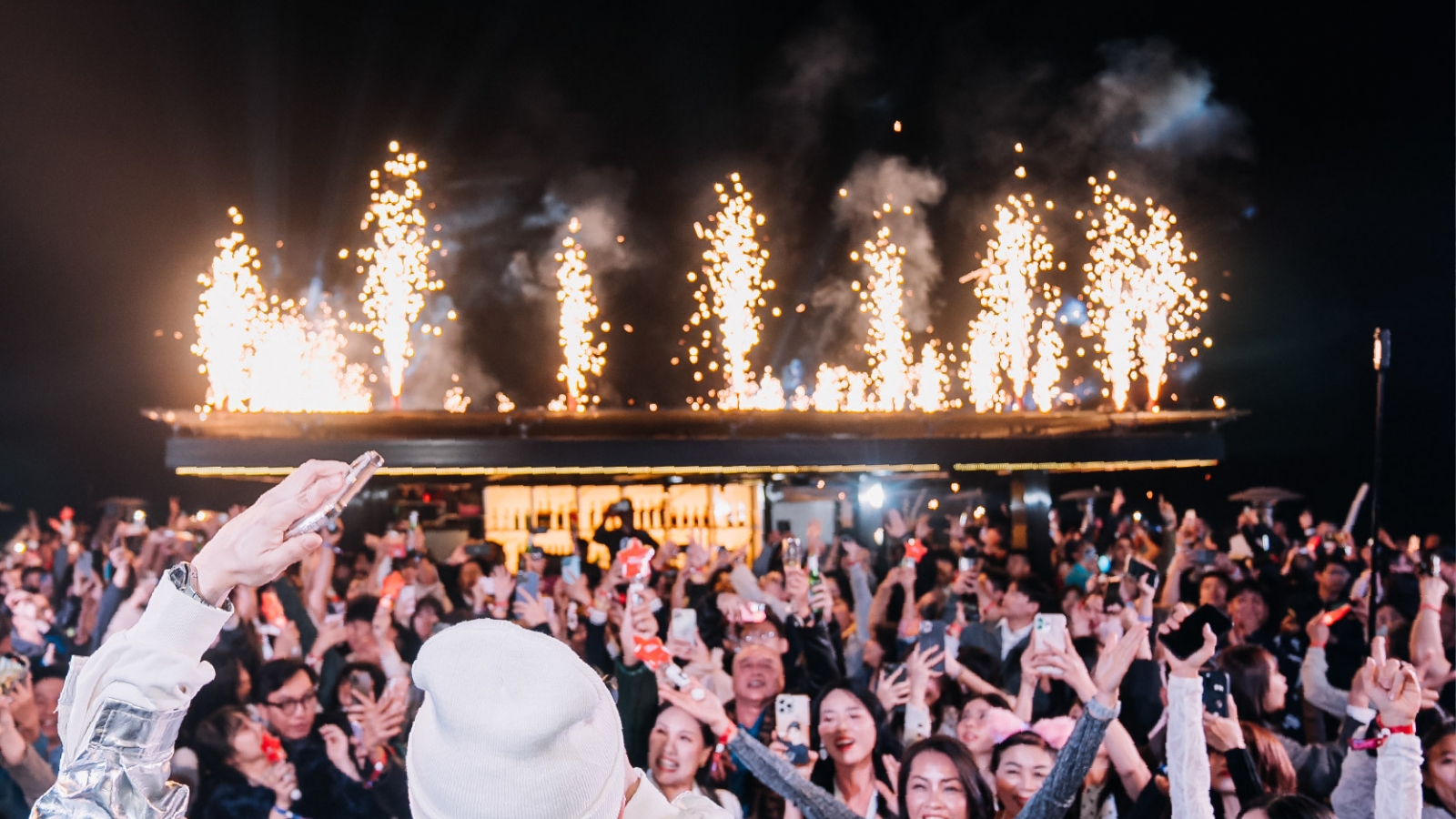 Hanoi to welcome New Year 2026 with a vibrant line-up of cultural events
