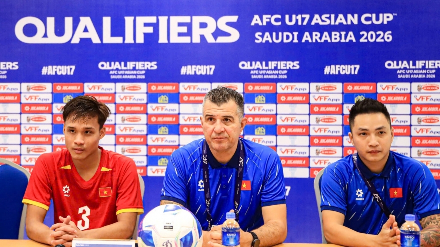 HLV Cristiano Roland khiêm tốn khi U17 Việt Nam giành vé dự VCK U17 châu Á 2026