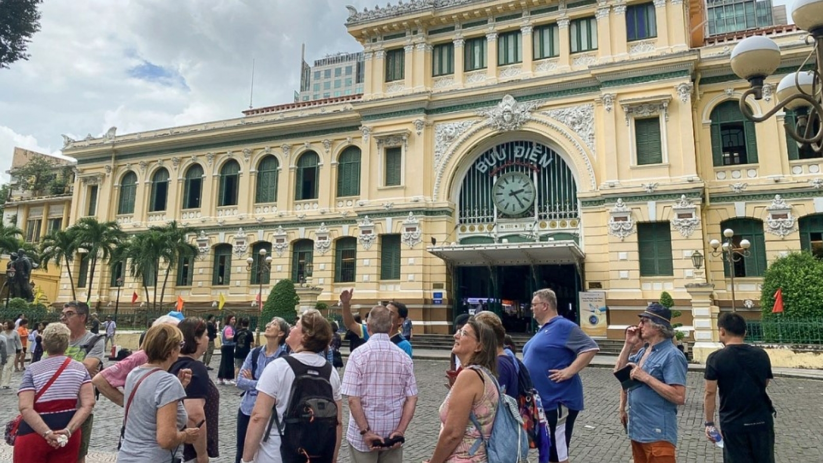 Tourism industry poised for record revenue in 2025