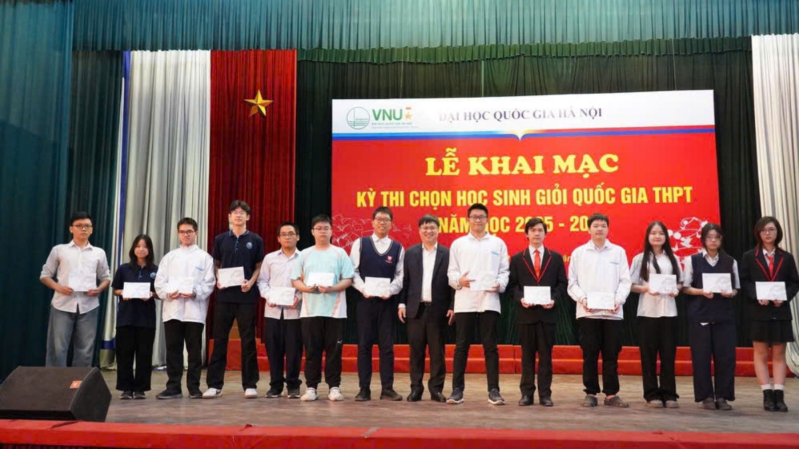 Kỳ thi học sinh giỏi quốc gia: Hơn 6.750 thí sinh tranh tài ở 13 môn học