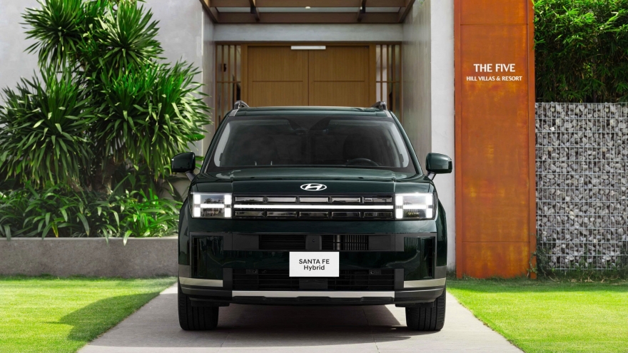 Hyundai Santa Fe Hybrid: Vừa mạnh, vừa tiết kiệm