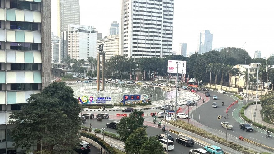 Indonesia tổ chức tiệc năm mới tiết kiệm để đoàn kết với người dân vùng bão lũ