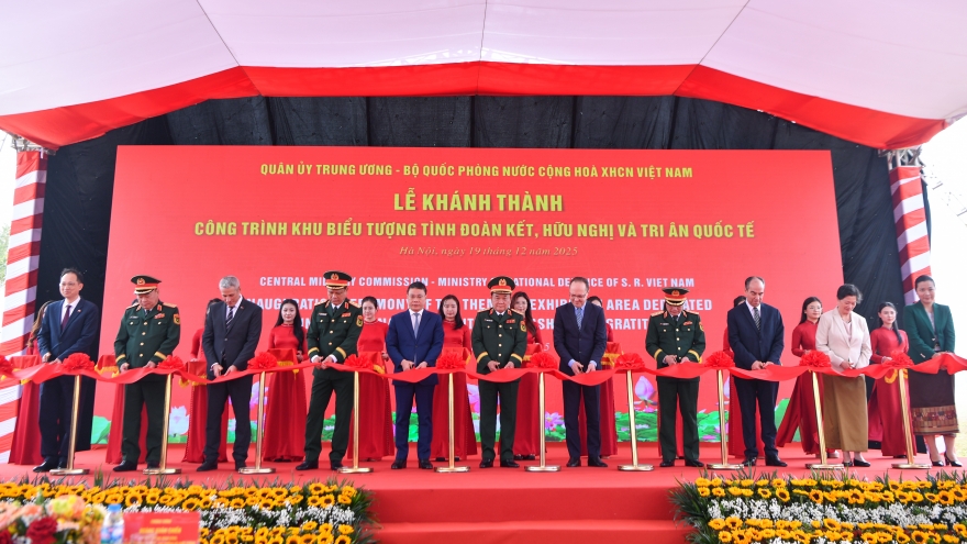 Khánh thành Khu biểu tượng tình đoàn kết, hữu nghị và tri ân quốc tế