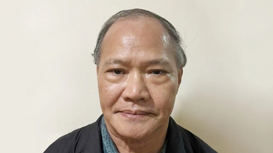 Cựu Thứ trưởng Hoàng Văn Thắng bị cáo buộc nhận hối lộ 200.000 USD