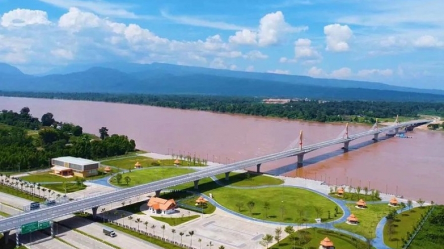 New bridge opens to strengthen Laos-Thailand-Vietnam trade links