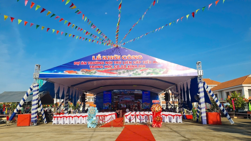 Chăm lo giáo dục vùng biên, dân tộc thiểu số: Gieo mầm tri thức, mở lối tương lai