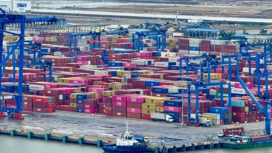 Timely removal of obstacles for businesses in import-export activities needed