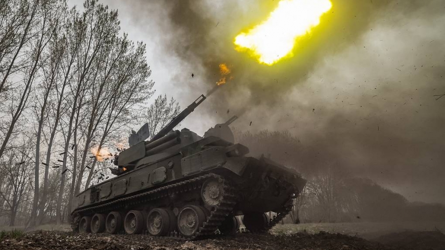 Giữ từng mét đất dưới làn đạn, binh sỹ Ukraine hoài nghi về kế hoạch hòa bình