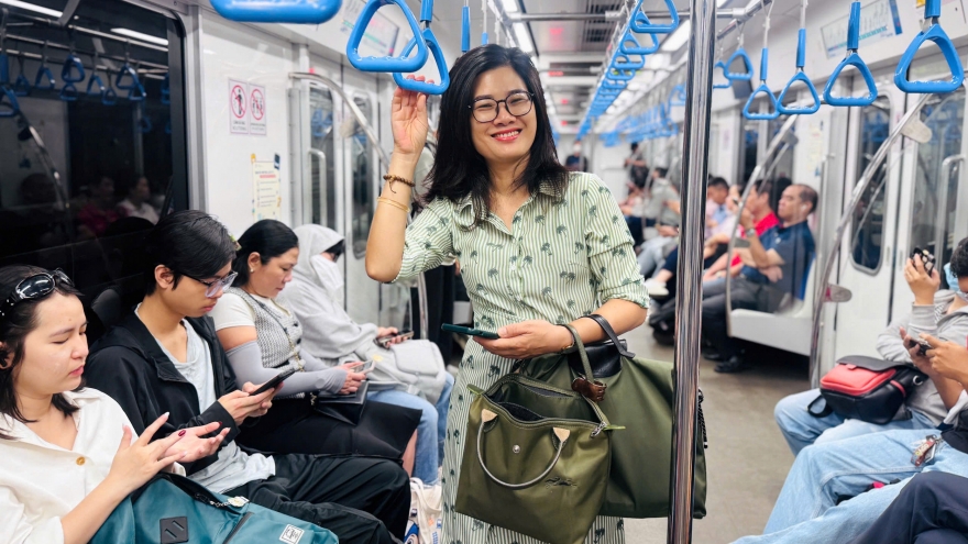 Khách đi Metro số 1 TPHCM được miễn phí vé dịp Tết Dương lịch 2026