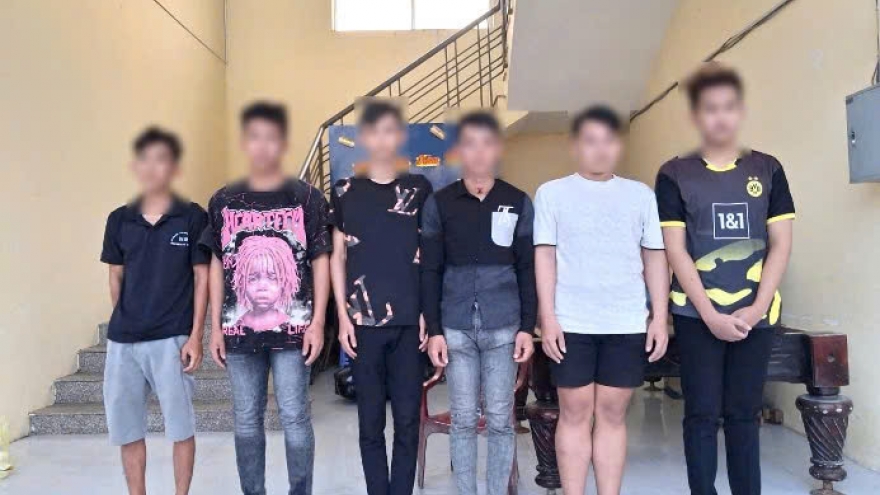 Cần Thơ điều tra vụ ném đá vào ô tô, đe dọa an toàn giao thông cao tốc