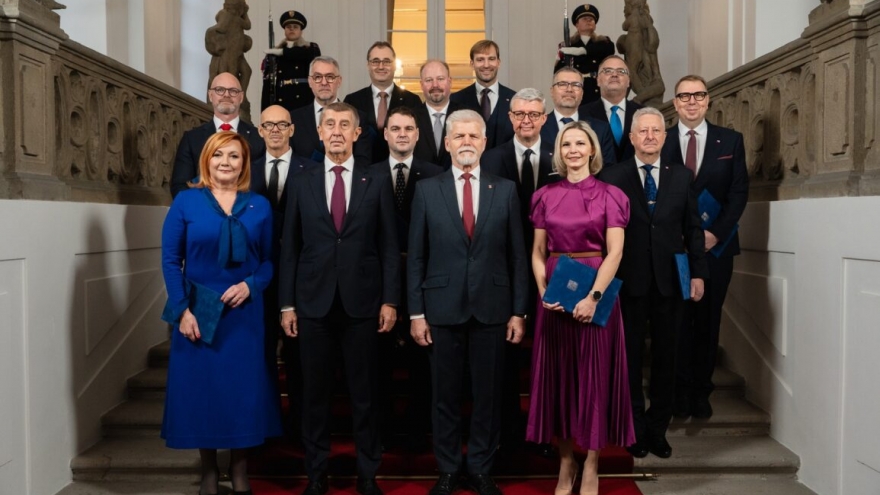 Nội các mới của Séc tuyên thệ nhậm chức