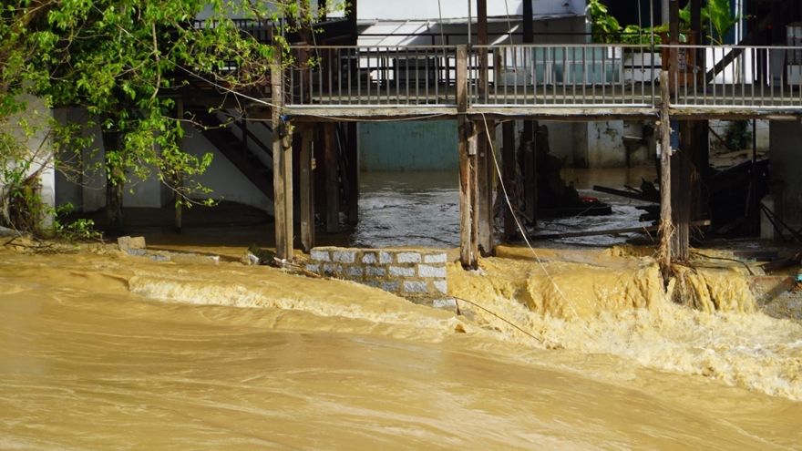 Khánh Hòa nước lũ sông Cái lại dâng cao, nhiều nơi ngập lụt