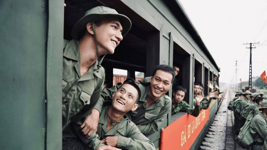 “Mưa đỏ” và những chuyển động bất ngờ của điện ảnh Việt năm 2025