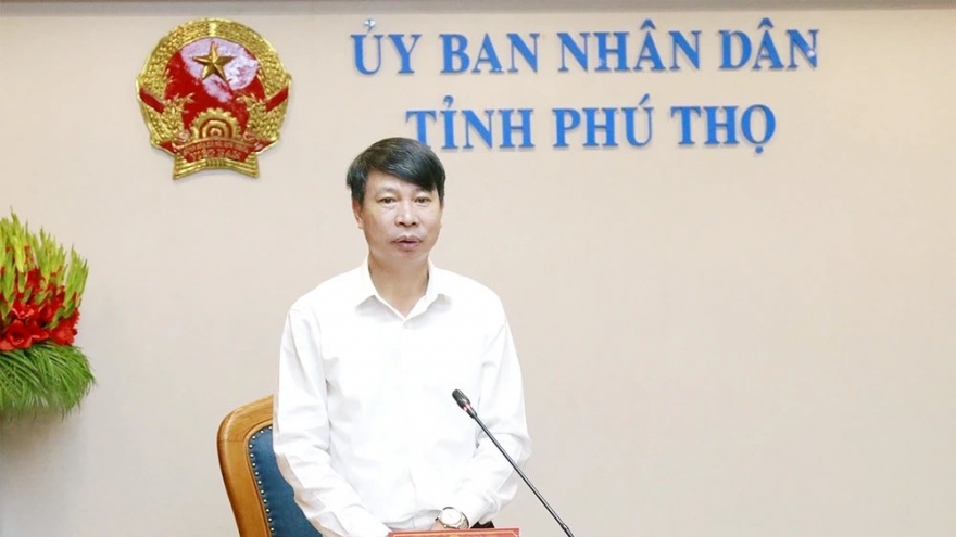 Phú Thọ ban hành quy chế công sở: Không mặc quần bò, váy phải qua gối