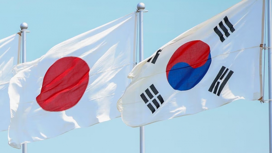 Quan hệ Nhật - Hàn tiếp tục ấm lên trong khi quan hệ Nhật - Trung căng thẳng