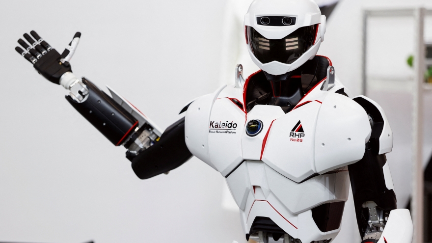 Mỹ thúc đẩy phát triển robot sau chiến lược AI