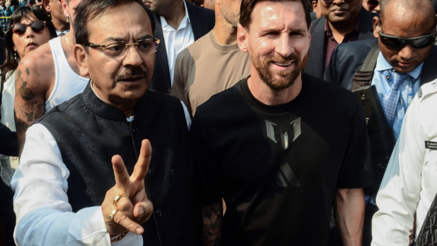 Fan Ấn Độ nổi giận tại sự kiện của Lionel Messi ở thành phố Kolkata