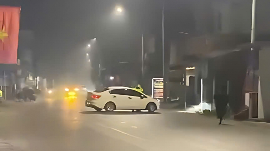 Vi phạm nồng độ cồn, tài xế ở Thái Nguyên tăng ga tông thẳng vào CSGT