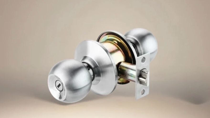 Nên chọn khóa tay nắm tròn hay khóa tay nắm gạt?