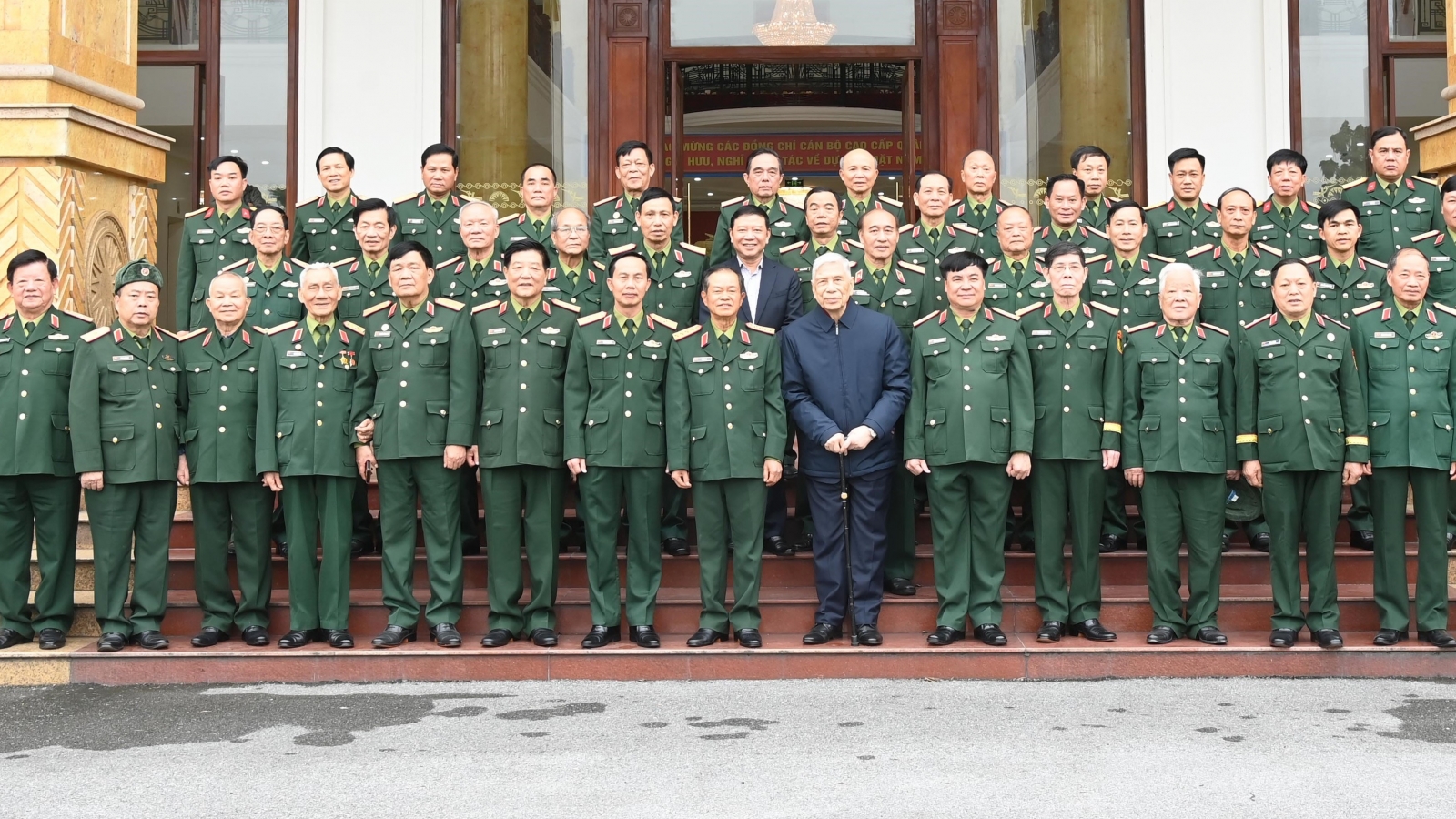 Quân khu 2 gặp mặt nhân dịp kỷ niệm 81 năm Ngày thành lập QĐND Việt Nam
