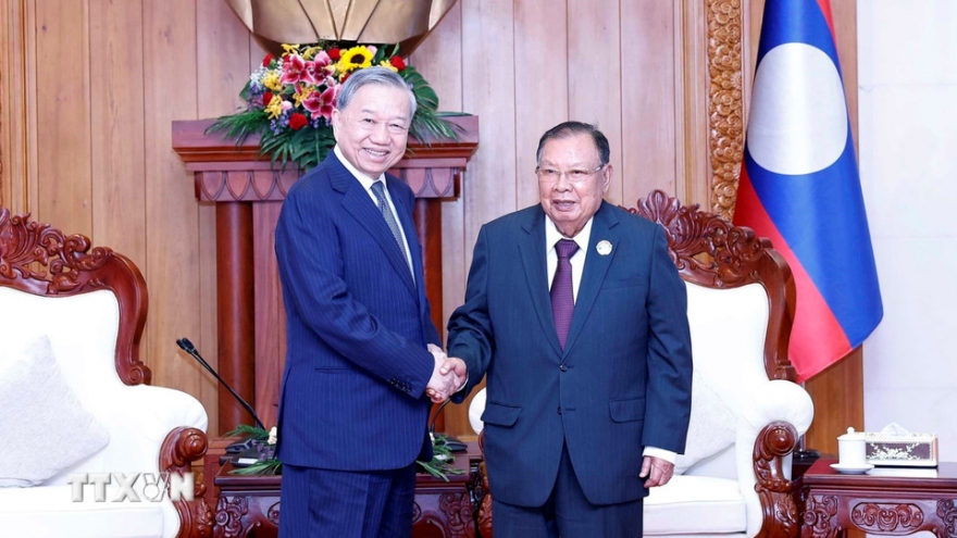 Tổng Bí thư Tô Lâm thăm các đồng chí nguyên lãnh đạo Lào