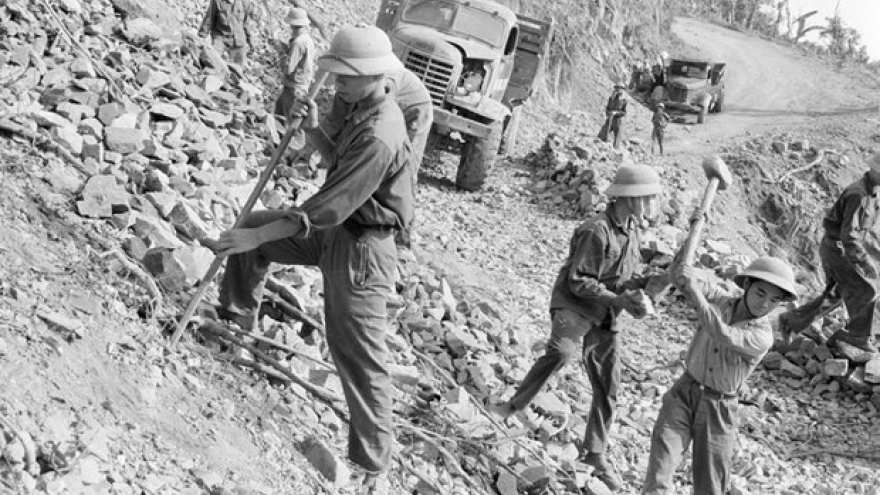 Chính thức điều chỉnh mức trợ cấp thanh niên xung phong từ giữa năm 2025