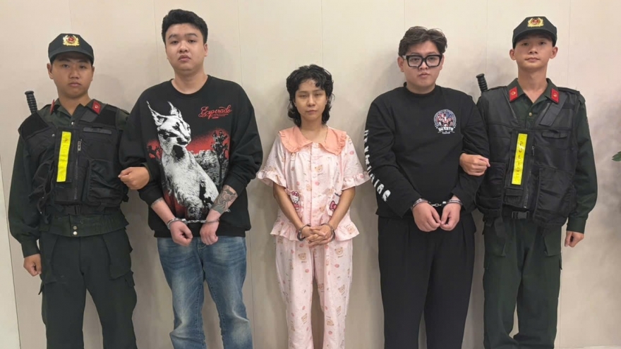 Công an TPHCM triệt phá đường dây mua bán trái phép “khí cười” tinh vi