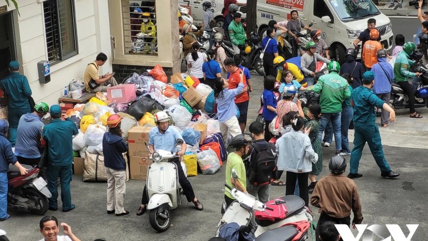 Từ lùm xùm về dự án “Nuôi em”: Làm thế nào để từ thiện đúng cách?