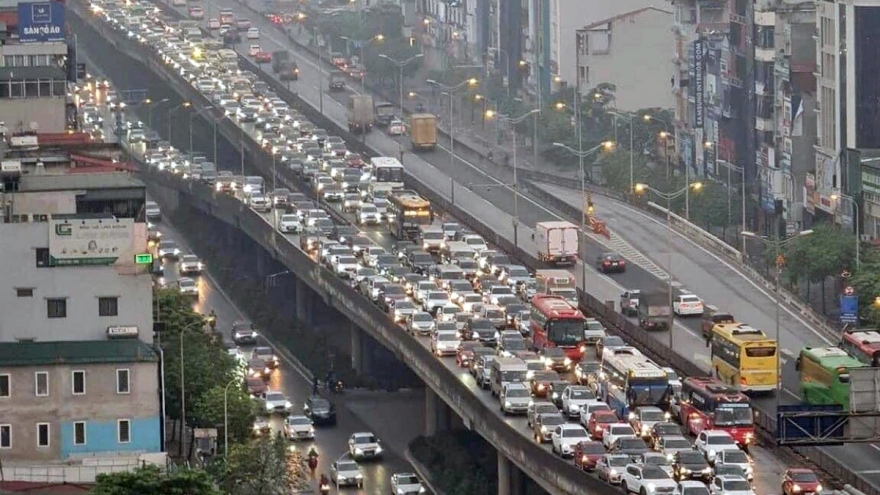 Hà Nội hạn chế một số phương tiện lưu thông trên Vành đai 3 trên cao từ 1/2026