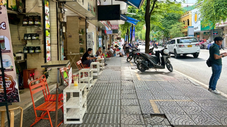 Không rõ cơ sở pháp lý với đề án thu phí vỉa hè tại TP.HCM