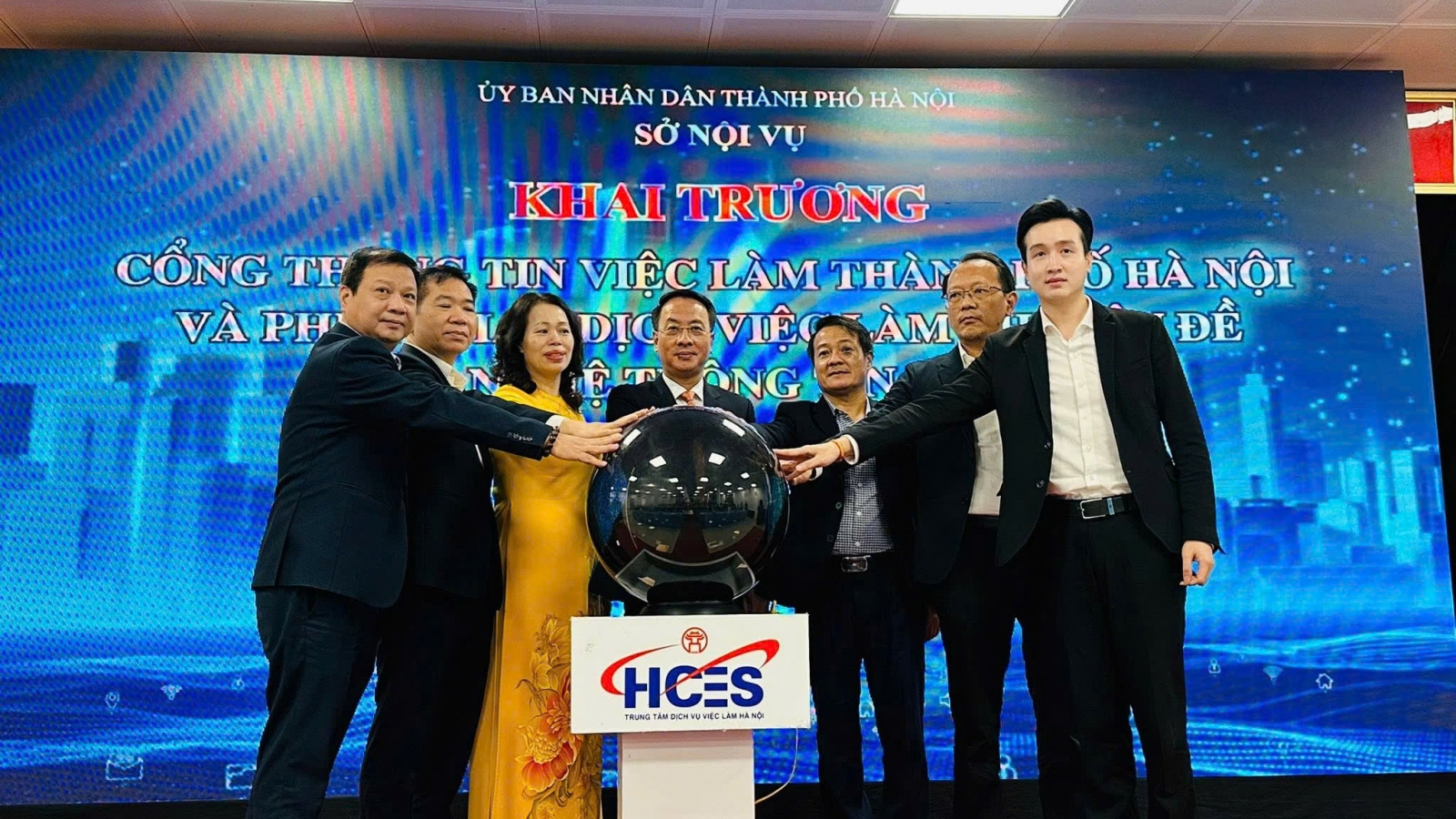 Hà Nội nâng cao hiệu quả hoạt động kết nối cung - cầu lao động