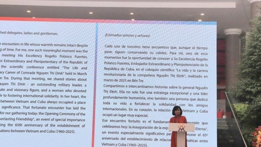 Exhibition spotlights loyal friendship of Vietnam, Cuba