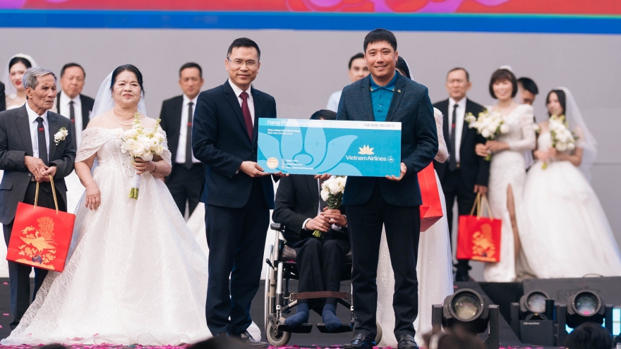 Vietnam Airlines chung tay viết hành trình hạnh phúc tại Vietnam Happy Fest 2025