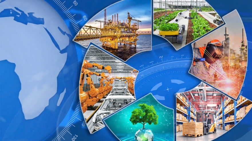 Bức tranh kinh tế 11 tháng năm 2025: Đầu tư tăng tốc, thương mại bùng nổ