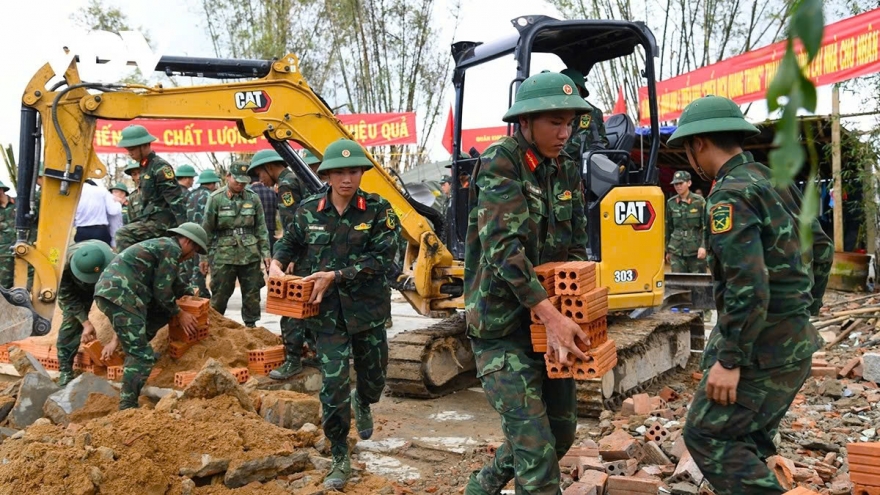 Thấu lòng dân từ những quyết sách mang đậm hơi thở cuộc sống