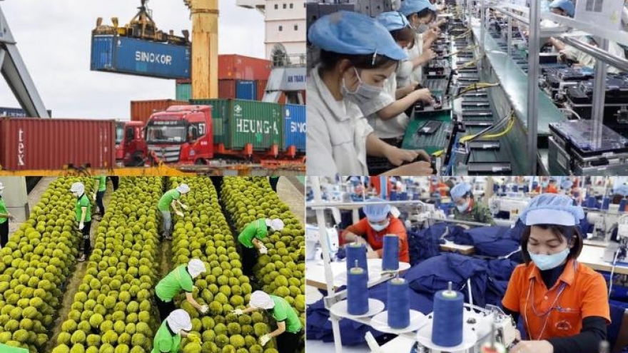 Xuất nhập khẩu Việt Nam lập kỷ lục mới, chạm mốc 920 tỷ USD trong năm 2025