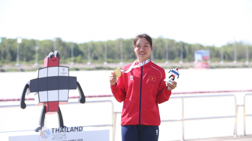 VĐV gen Z nói gì khi "mở hàng" HCV cho Đoàn Thể thao Việt Nam trong ngày 17/12