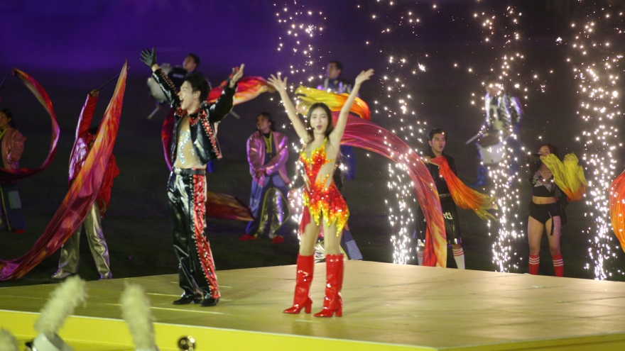 Toàn cảnh Lễ bế mạc SEA Games 33