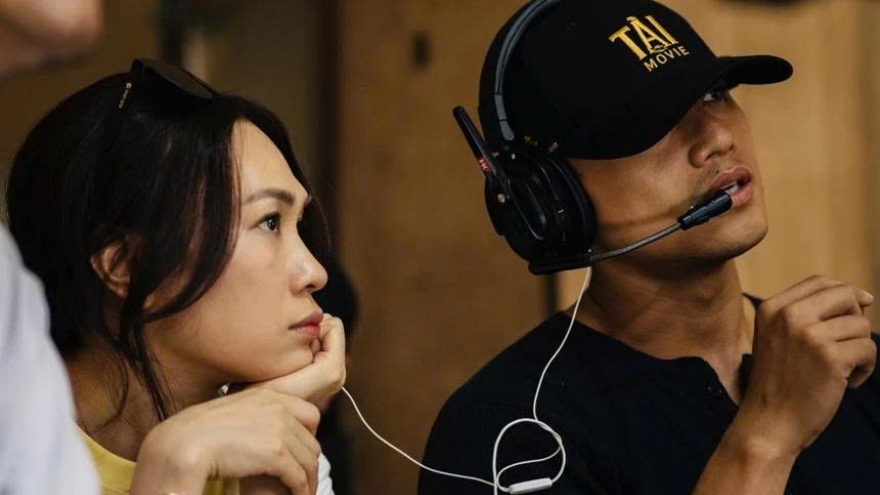 Sao Việt 21/12: Mai Tài Phến đăng ảnh làm phim bên Mỹ Tâm