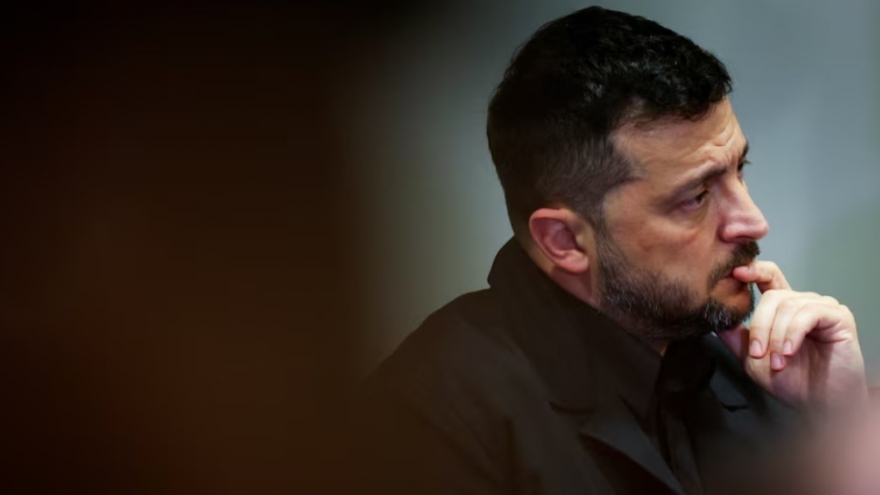 Ông Zelensky: Ukraine từ bỏ tham vọng gia nhập NATO để đối lấy đảm bảo an ninh