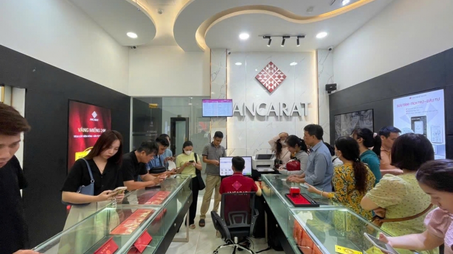 Giá bạc hôm nay 24/2: Bạc trong nước và thế giới giảm nhẹ