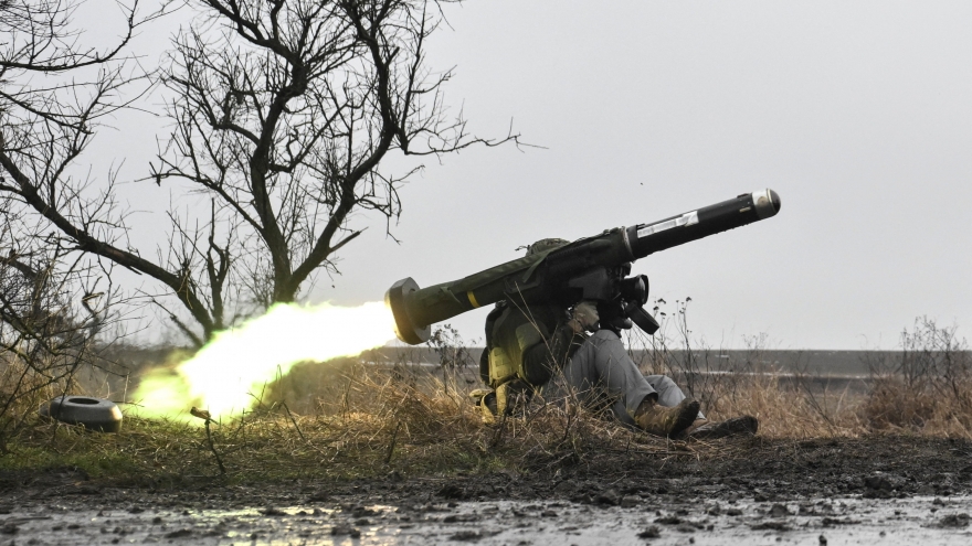 Vì sao thỏa thuận hòa bình Nga - Ukraine vẫn nằm ngoài tầm với?