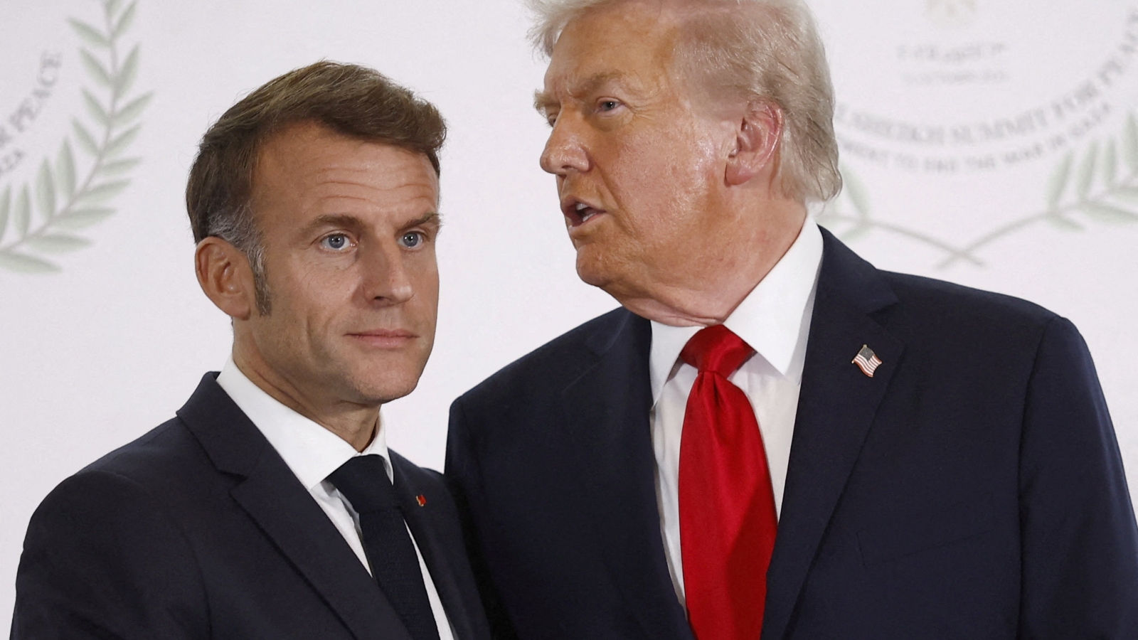 Ông Trump đăng ảnh tin nhắn với Tổng thống Pháp và Tổng thư ký NATO lên mạng