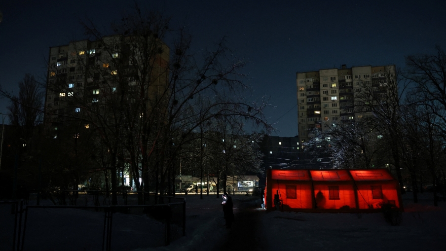 Ukraine cáo buộc Nga không kích gây mất điện cho hơn 1 triệu người dân Kiev