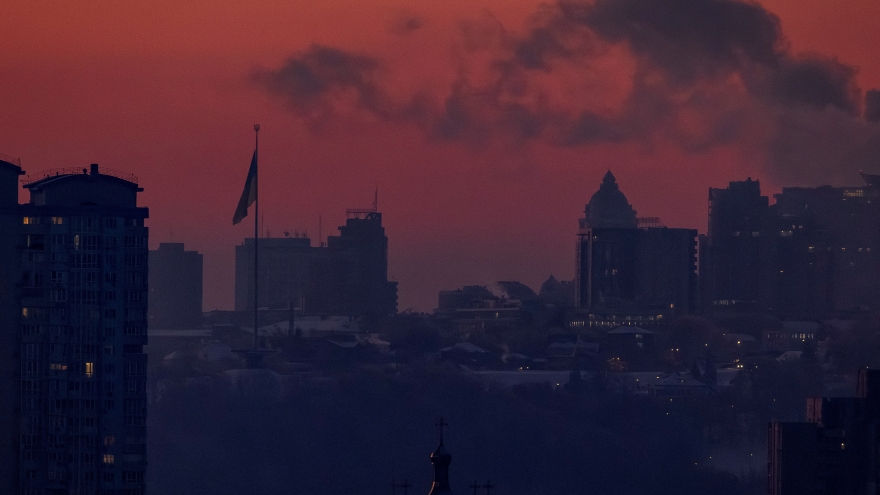 2 thành phố lớn nhất Ukraine bị không kích sau cuộc đàm phán hòa bình ở UAE