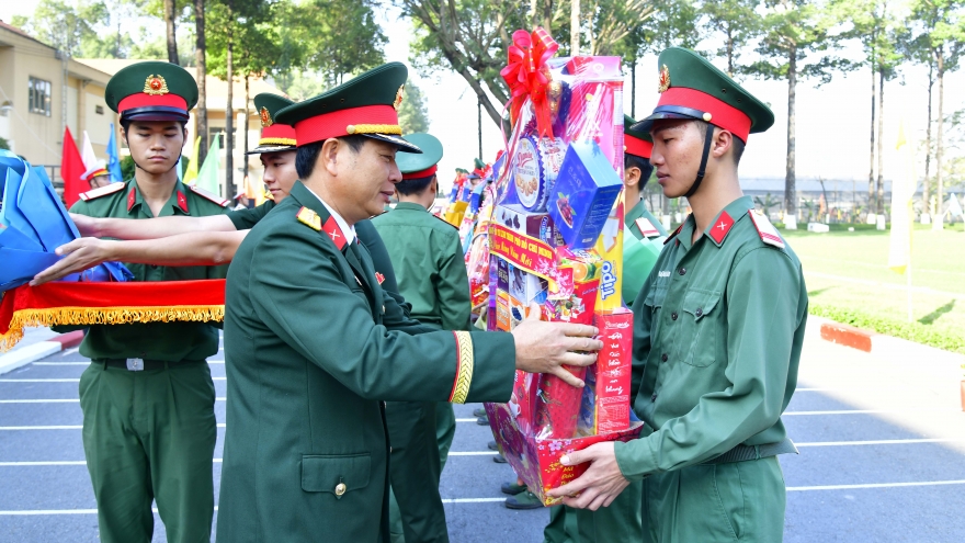 TP.HCM, Đắk Lắk tiễn hơn 1.300 quân nhân hoàn thành nghĩa vụ quân sự