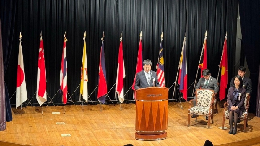 49th ship of Southeast Asian, Japanese youth sets sail from Tokyo