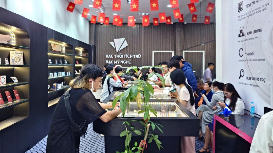 Giá bạc hôm nay 28/1: Bạc trong nước và thế giới cùng tăng mạnh