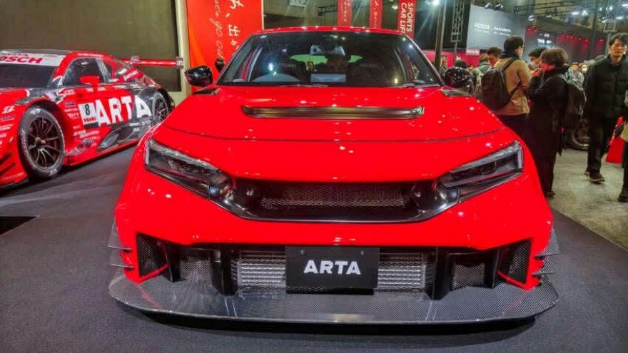 Honda Civic Type R ARTA GT ra mắt số lượng giới hạn 20 xe, giá hơn 2 tỷ đồng